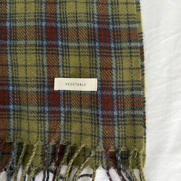 Plaid Scarf in Green and Brown - Picture 3 of 4